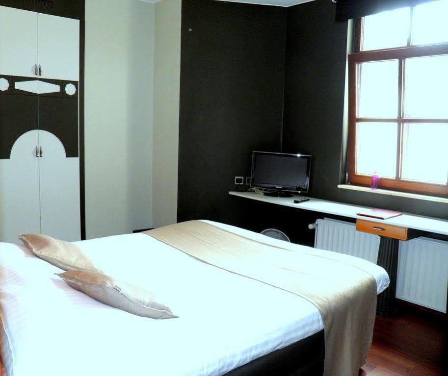 Le 1815 Otel Waterloo Dış mekan fotoğraf